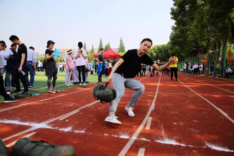 上海市社區(qū)<a href=http://m.hjlhqqhx.cn target=_blank class=infotextkey>健身</a>俱樂部