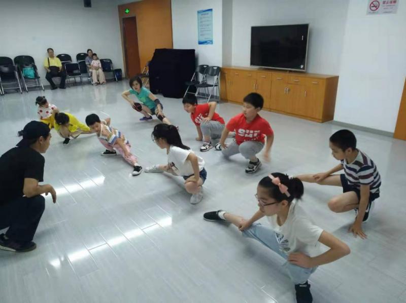 上海市社區(qū)<a href=http://m.hjlhqqhx.cn target=_blank class=infotextkey>健身</a>俱樂部 上海市社區(qū)<a href=http://m.hjlhqqhx.cn target=_blank class=infotextkey>健身</a>俱樂部