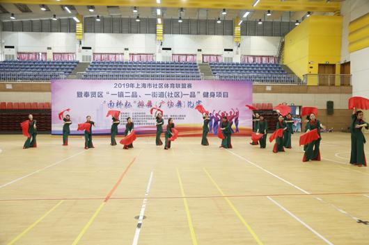 上海市社區(qū)<a href=http://m.hjlhqqhx.cn target=_blank class=infotextkey>健身</a>俱樂(lè)部 上海市社區(qū)<a href=http://m.hjlhqqhx.cn target=_blank class=infotextkey>健身</a>俱樂(lè)部