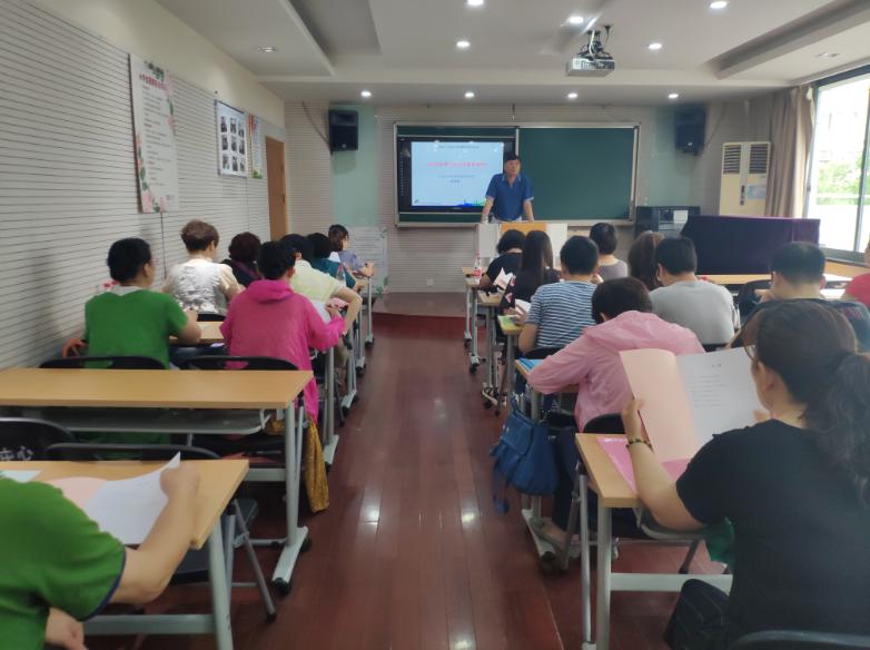 上海市社區(qū)<a href=http://m.hjlhqqhx.cn target=_blank class=infotextkey>健身</a>俱樂部