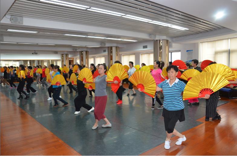 上海市社區(qū)<a href=http://m.hjlhqqhx.cn target=_blank class=infotextkey>健身</a>俱樂部 上海市社區(qū)<a href=http://m.hjlhqqhx.cn target=_blank class=infotextkey>健身</a>俱樂部