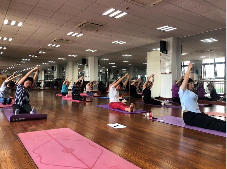 上海市社區(qū)<a href=http://m.hjlhqqhx.cn target=_blank class=infotextkey>健身</a>俱樂部