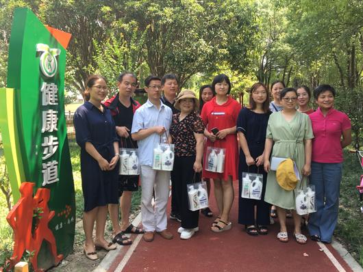 上海市社區(qū)<a href=http://m.hjlhqqhx.cn target=_blank class=infotextkey>健身</a>俱樂部