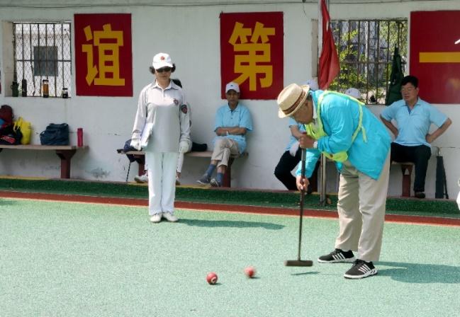 上海市社區(qū)<a href=http://m.hjlhqqhx.cn target=_blank class=infotextkey>健身</a>俱樂(lè)部