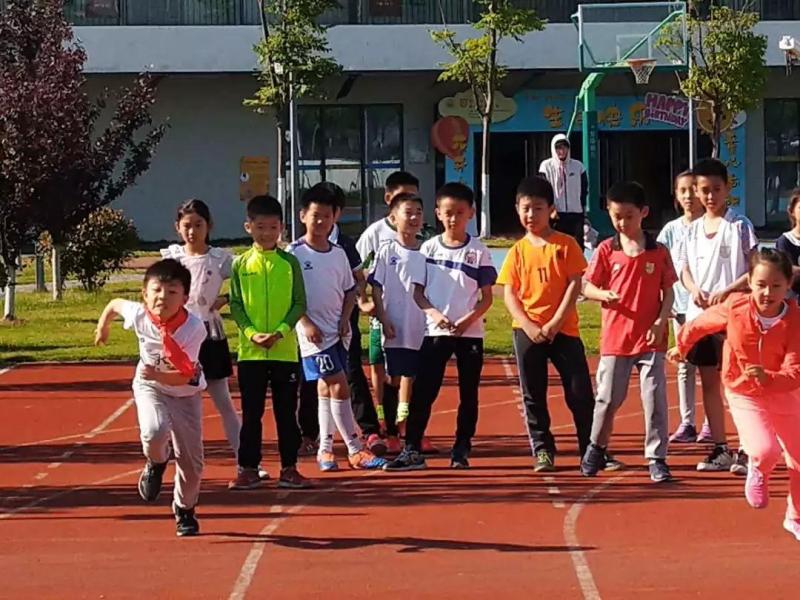 上海市社區(qū)<a href=http://m.hjlhqqhx.cn target=_blank class=infotextkey>健身</a>俱樂部