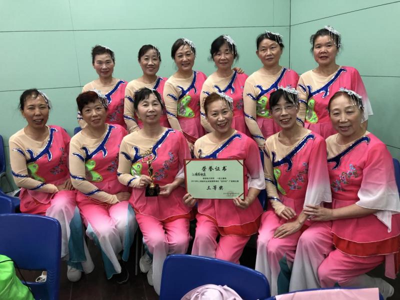 上海市社區(qū)<a href=http://m.hjlhqqhx.cn target=_blank class=infotextkey>健身</a>俱樂部