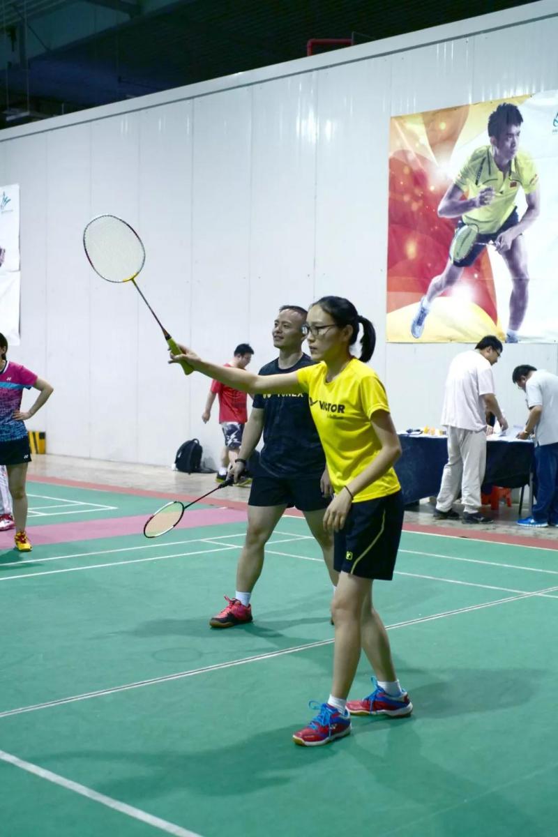 上海市社區(qū)<a href=http://m.hjlhqqhx.cn target=_blank class=infotextkey>健身</a>俱樂部