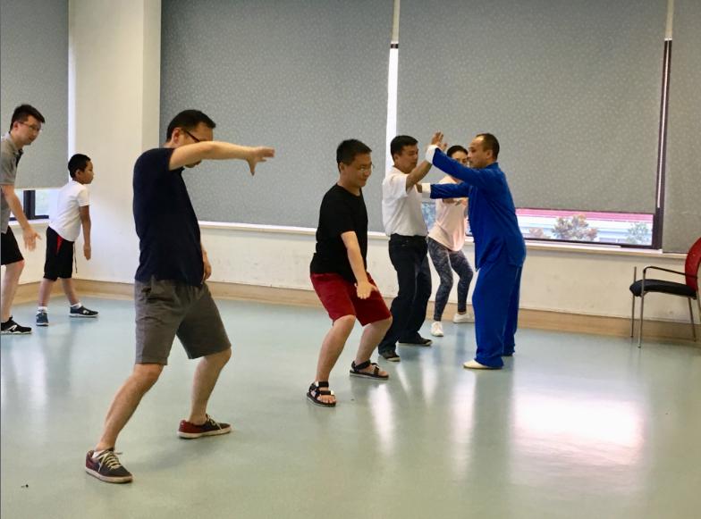 上海市社區(qū)<a href=http://m.hjlhqqhx.cn target=_blank class=infotextkey>健身</a>俱樂(lè)部 上海市社區(qū)<a href=http://m.hjlhqqhx.cn target=_blank class=infotextkey>健身</a>俱樂(lè)部