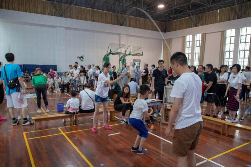 上海市社區(qū)<a href=http://m.hjlhqqhx.cn target=_blank class=infotextkey>健身</a>俱樂部