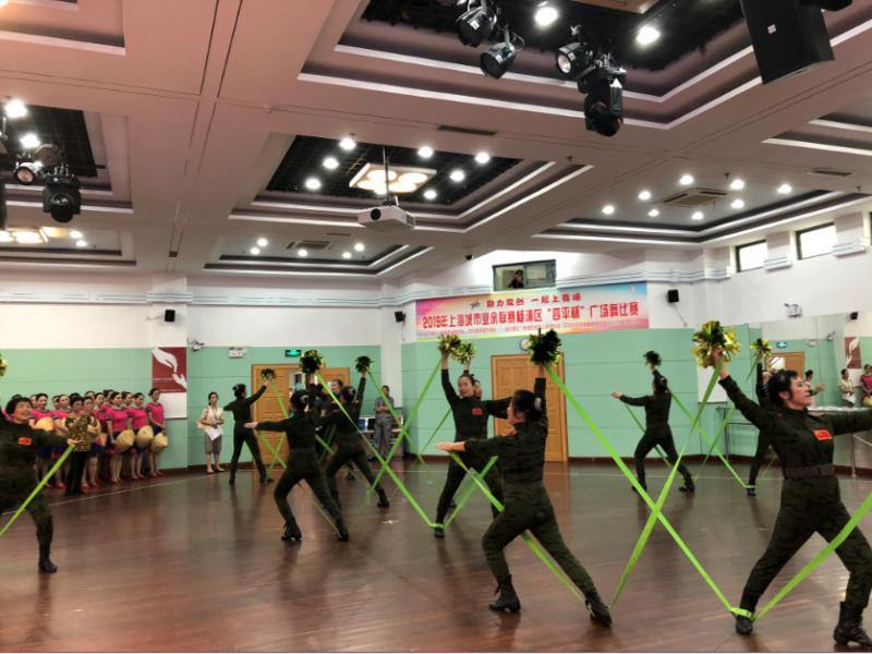 上海市社區(qū)<a href=http://m.hjlhqqhx.cn target=_blank class=infotextkey>健身</a>俱樂(lè)部 上海市社區(qū)<a href=http://m.hjlhqqhx.cn target=_blank class=infotextkey>健身</a>俱樂(lè)部