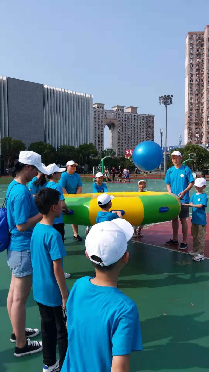 上海市社區(qū)<a href=http://m.hjlhqqhx.cn target=_blank class=infotextkey>健身</a>俱樂(lè)部