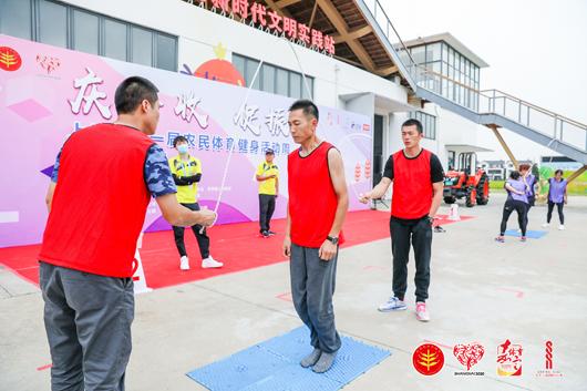 上海市社區(qū)<a href=http://m.hjlhqqhx.cn target=_blank class=infotextkey>健身</a>俱樂(lè)部 上海市社區(qū)<a href=http://m.hjlhqqhx.cn target=_blank class=infotextkey>健身</a>俱樂(lè)部