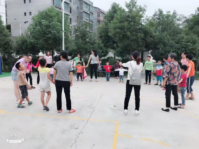 公益體彩在你身邊:邵陽雨溪社區(qū)——搭起老百姓身邊的<a href=http://m.hjlhqqhx.cn target=_blank class=infotextkey>健身</a>廣場(chǎng) 公益體彩在你身邊:邵陽雨溪社區(qū)——搭起老百姓身邊的<a href=http://m.hjlhqqhx.cn target=_blank class=infotextkey>健身</a>廣場(chǎng)