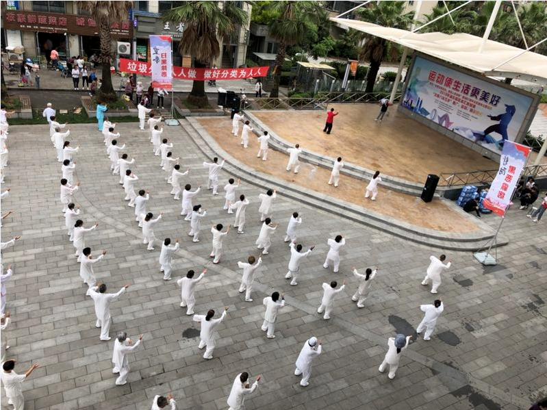 上海市社區(qū)<a href=http://m.hjlhqqhx.cn target=_blank class=infotextkey>健身</a>俱樂部 上海市社區(qū)<a href=http://m.hjlhqqhx.cn target=_blank class=infotextkey>健身</a>俱樂部