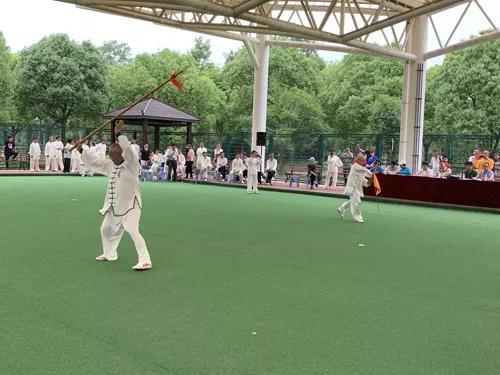 上海市社區(qū)<a href=http://m.hjlhqqhx.cn target=_blank class=infotextkey>健身</a>俱樂部 上海市社區(qū)<a href=http://m.hjlhqqhx.cn target=_blank class=infotextkey>健身</a>俱樂部