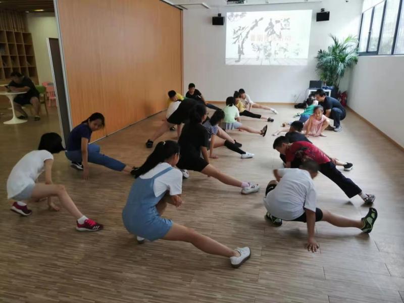 上海市社區(qū)<a href=http://m.hjlhqqhx.cn target=_blank class=infotextkey>健身</a>俱樂(lè)部