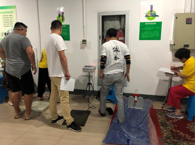 上海市社區(qū)<a href=http://m.hjlhqqhx.cn target=_blank class=infotextkey>健身</a>俱樂部