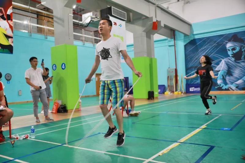 上海市社區(qū)<a href=http://m.hjlhqqhx.cn target=_blank class=infotextkey>健身</a>俱樂(lè)部