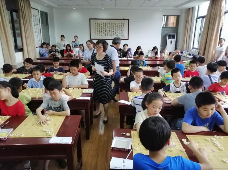 上海市社區(qū)<a href=http://m.hjlhqqhx.cn target=_blank class=infotextkey>健身</a>俱樂部