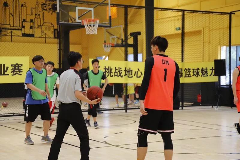 上海市社區(qū)<a href=http://m.hjlhqqhx.cn target=_blank class=infotextkey>健身</a>俱樂部