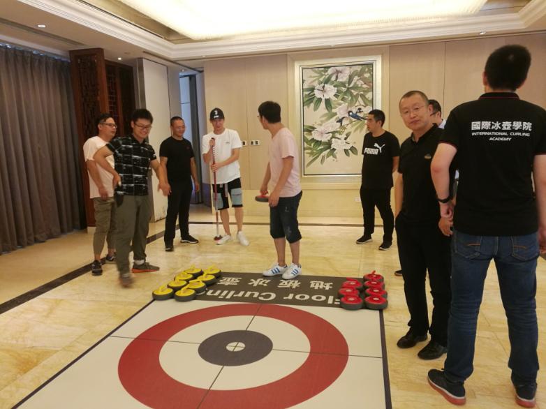 上海市社區(qū)<a href=http://m.hjlhqqhx.cn target=_blank class=infotextkey>健身</a>俱樂部