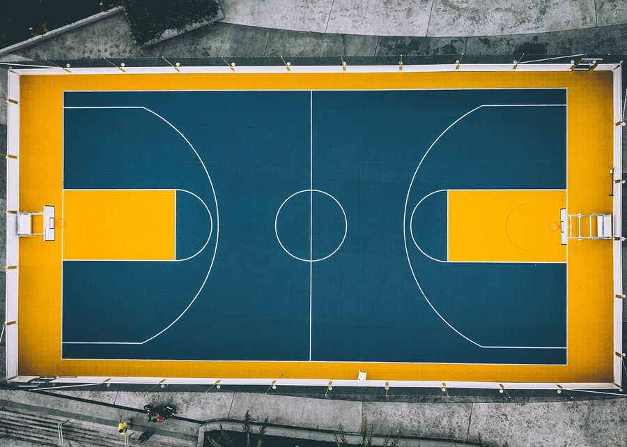 彈性減震型丙烯酸球場-瀝青基礎(chǔ)-進口材料或國產(chǎn)材料工藝-新國標-高檔網(wǎng)球場首選