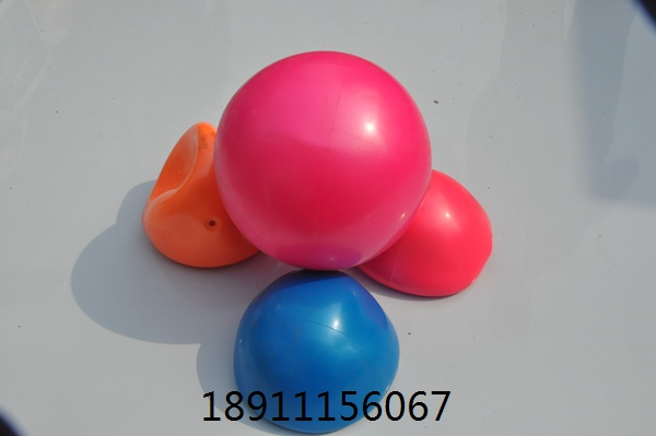 充氣橡膠實(shí)心球