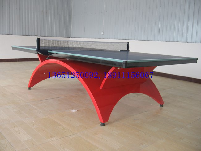 室內(nèi)乒乓球臺(tái)