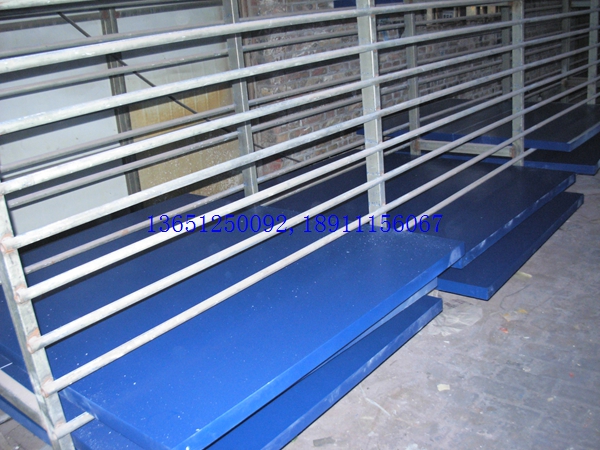 新國標(biāo)室外乒乓球臺(tái)