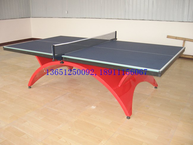 室內(nèi)乒乓球臺(tái)