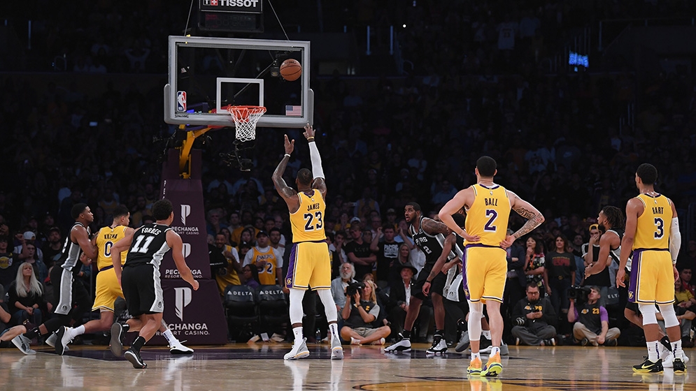 【NBA】這都行？湖人因罰球太少向聯(lián)盟申訴