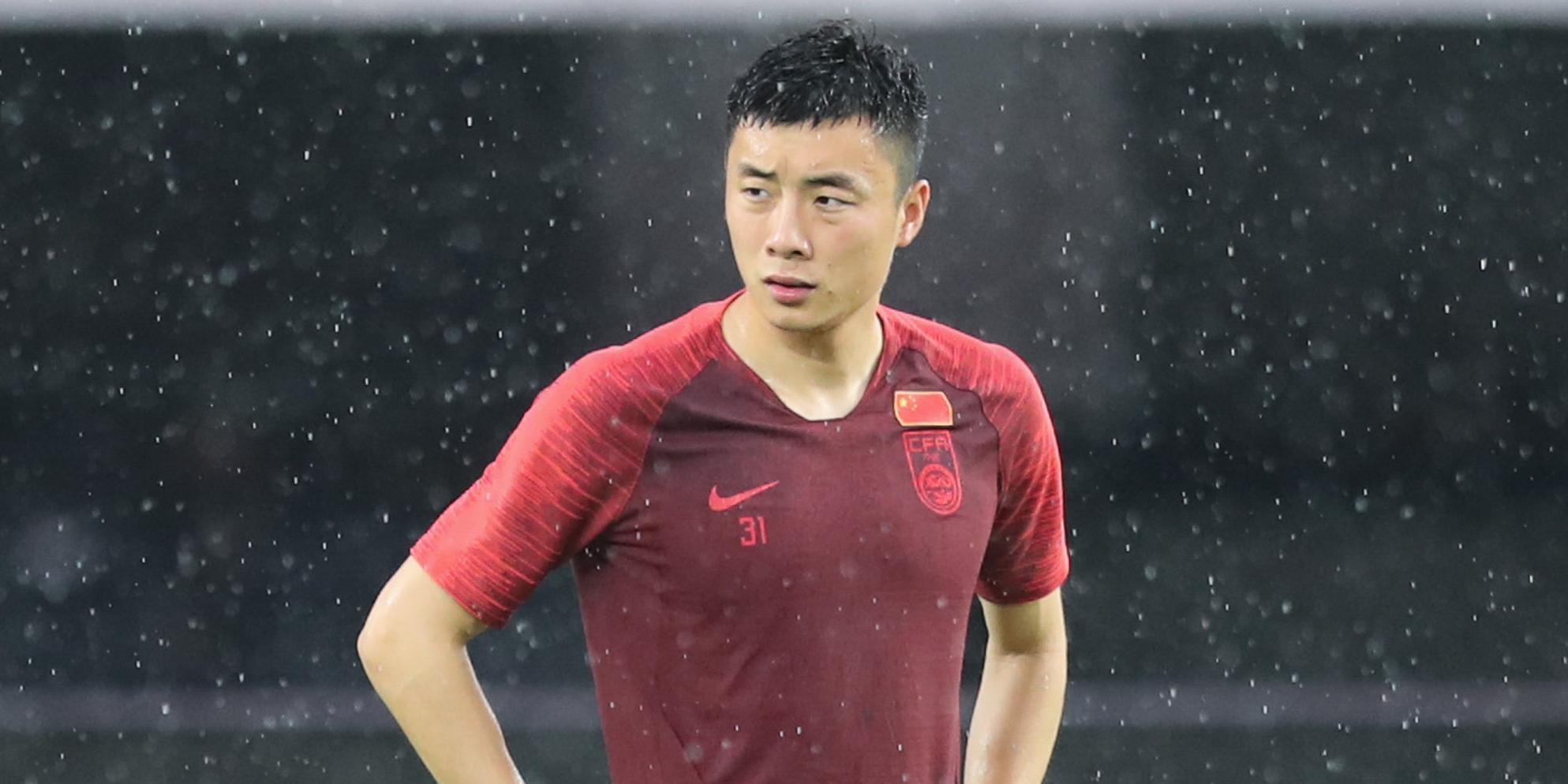 李磊留洋首秀！首發(fā)出場半場被換下