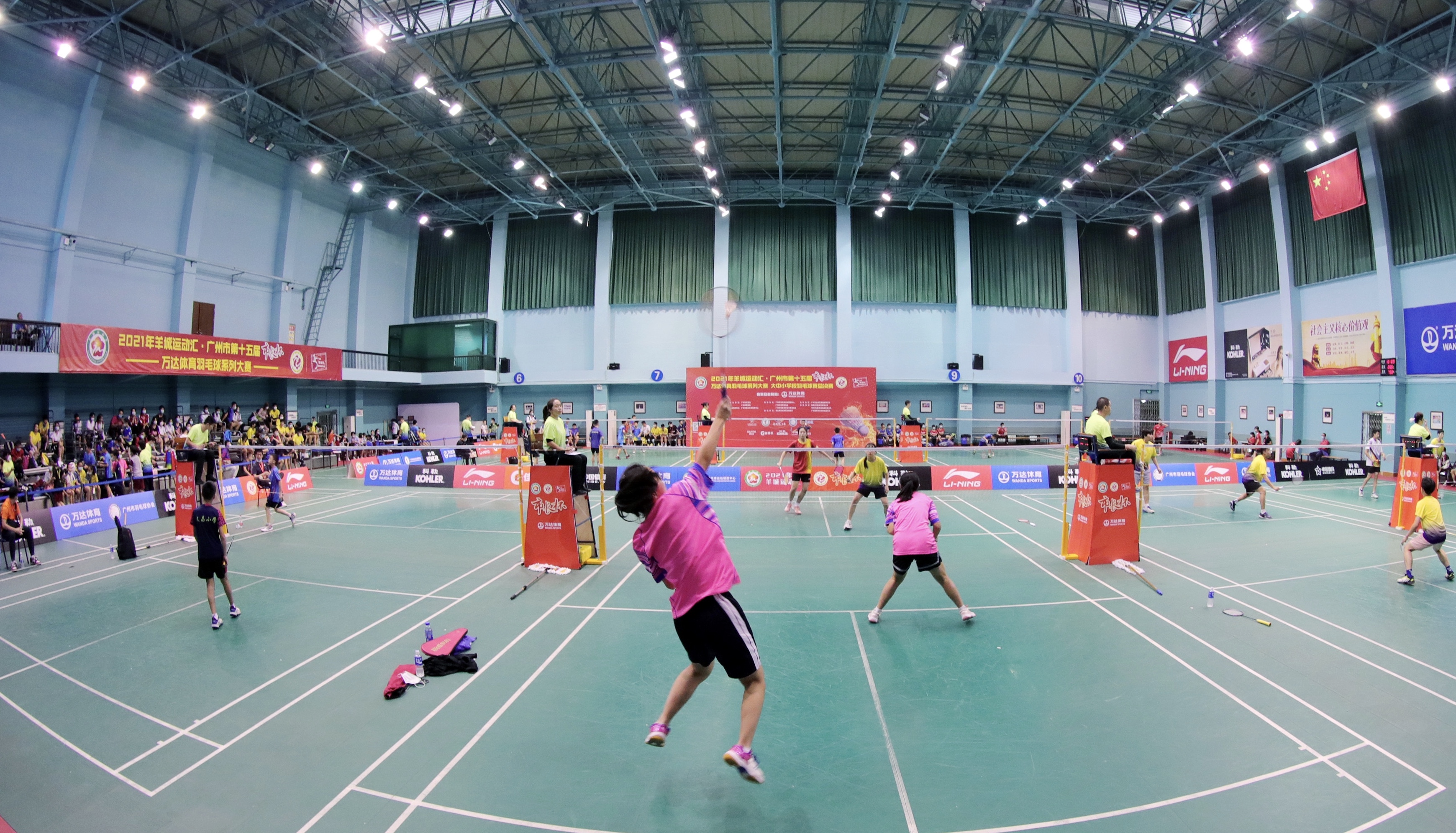 有記憶、有溫度、有亮點(diǎn)！“市長(zhǎng)杯”羽毛球賽今年15歲啦