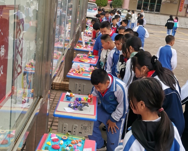 捏出快樂 逐夢錦標(biāo) | 錦標(biāo)學(xué)校舉行中小學(xué)生創(chuàng)意輕黏土手工大賽