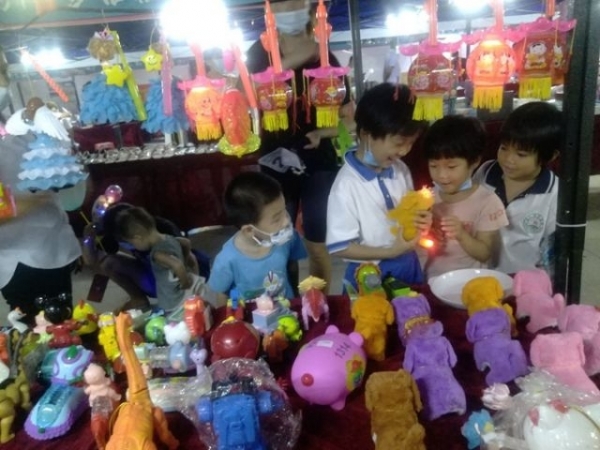 南朗創(chuàng)業(yè)就業(yè)“夜市”開(kāi)張