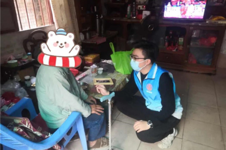 寒潮來襲，西區(qū)街道為困難群眾送溫暖