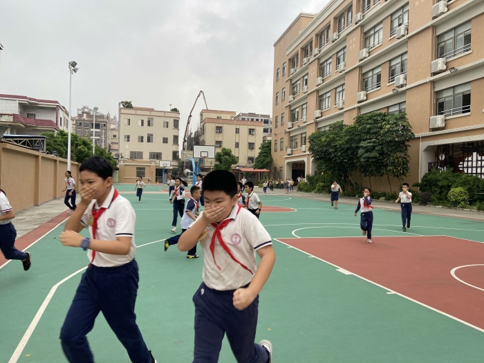 積極開展消防演練，提高消防自救能力