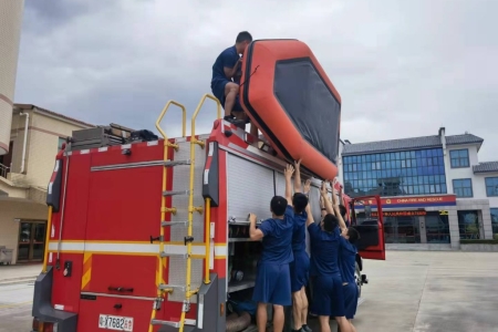 嚴(yán)陣以待！三鄉(xiāng)鎮(zhèn)全力做好臺風(fēng)“圓規(guī)”后續(xù)救援工作