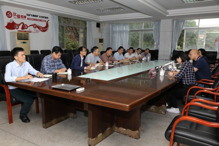 檢查落實(shí)展關(guān)懷 全力支持解困惑