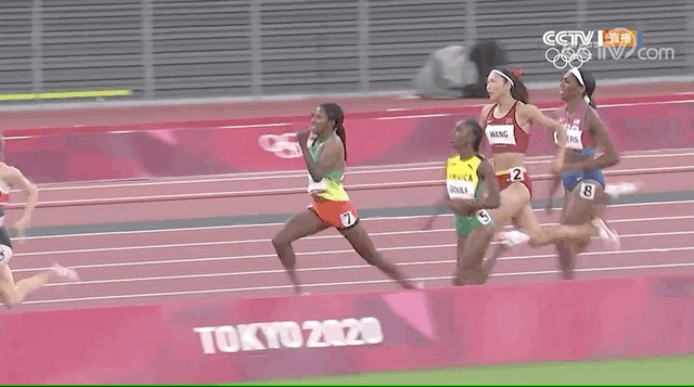 “黑科技”跑道，讓運動員“飛了起來”！-奧運田徑跑道是如何造出來的？