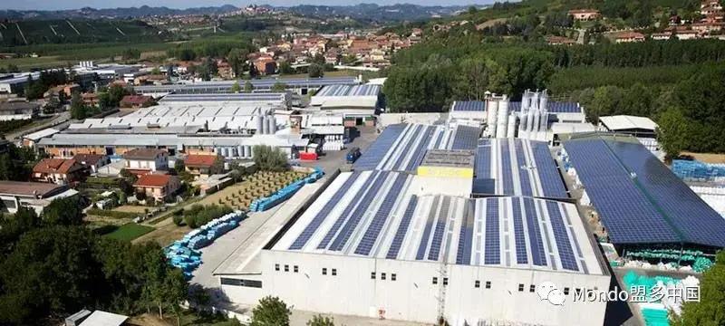 “黑科技”跑道，讓運動員“飛了起來”！-奧運田徑跑道是如何造出來的？