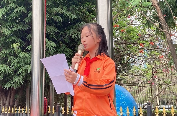 開發(fā)區(qū)中心小學(xué)開展“雷鋒精神伴我行”主題教育活動