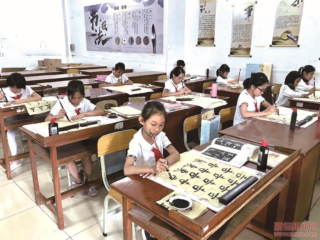 黨建引領(lǐng)，社團(tuán)活動(dòng)全員參與