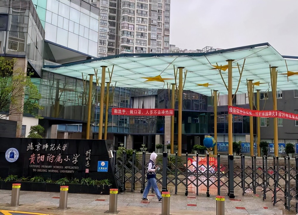 7歲女孩家長把自己描述得很偉大！都是別人的錯嗎？只怕未必！