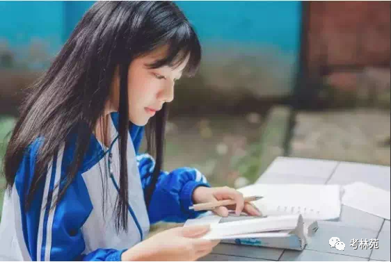 背誦那么多課文有啥用？智慧就是記憶力，好處妙不可言