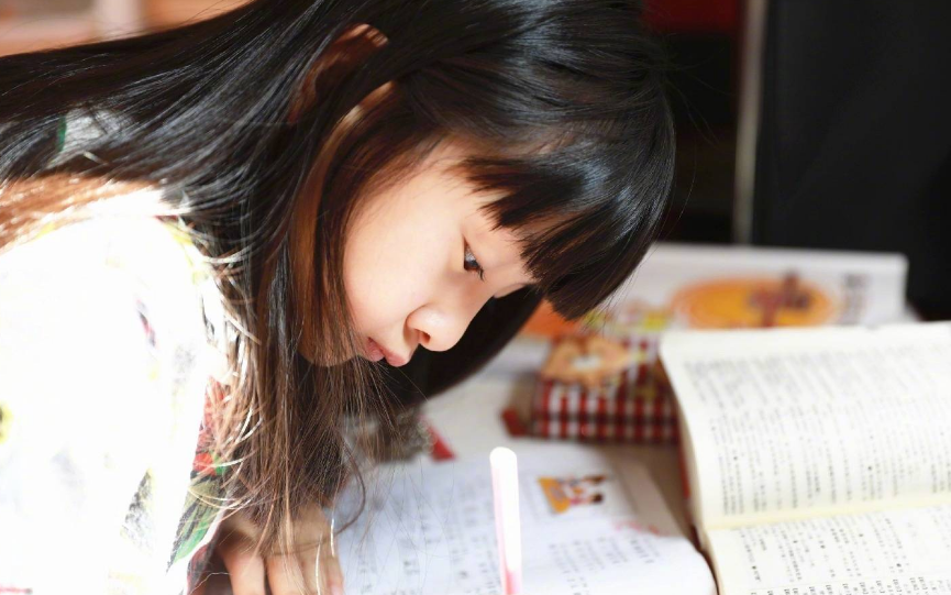 小學(xué)生滿分作文走紅，句句不提愛、句句都有愛，老師看后倍受感動(dòng)