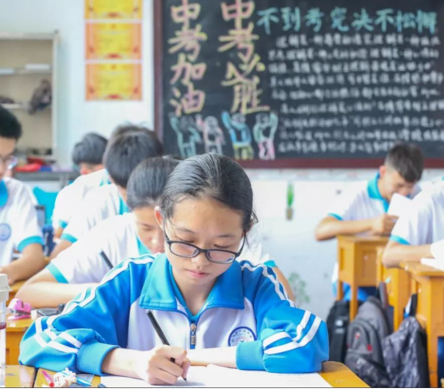 中小學(xué)“不考試”，面臨中考普職分流怎么辦？最好提前了解下