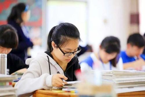 不打無準(zhǔn)備之仗，不說高考考的多牛多好，最起碼高考流程要知道