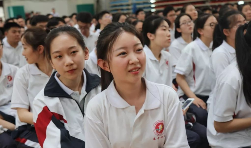 新高考“受歡迎”選科組合，覆蓋面廣且易拿高分，學(xué)生需權(quán)衡利弊