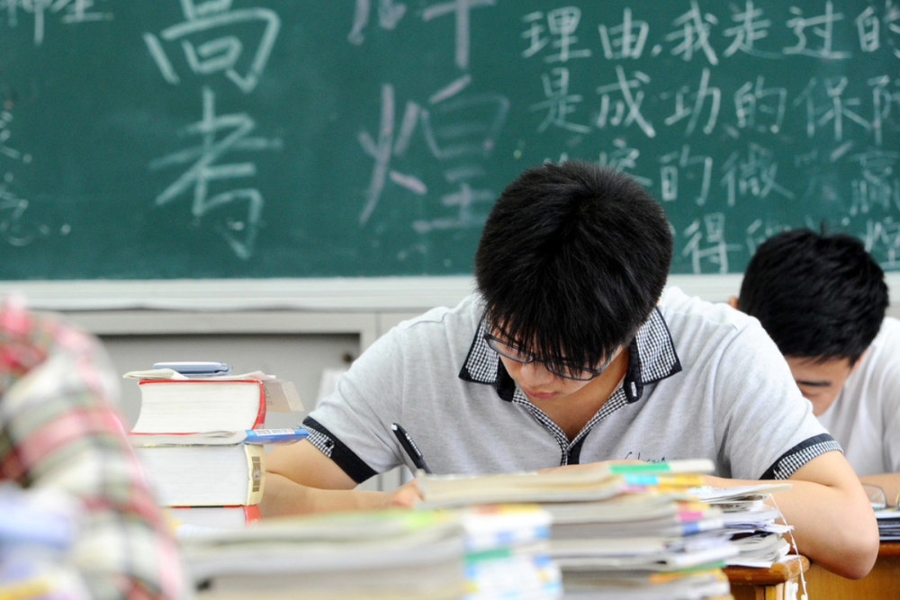 18年前19歲少年偷竊高考試卷，影響630萬考生，他的結(jié)局怎樣？